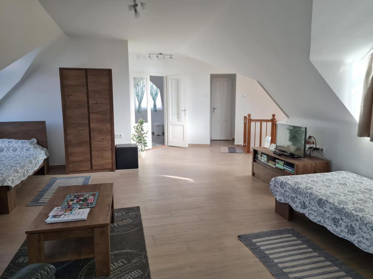 P16 Apartment ไฮจ์ดูบอสซอร์มีนย์ ภายนอก รูปภาพ