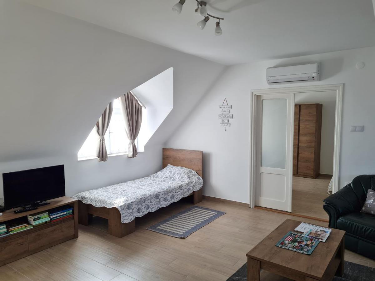 P16 Apartment ไฮจ์ดูบอสซอร์มีนย์ ภายนอก รูปภาพ